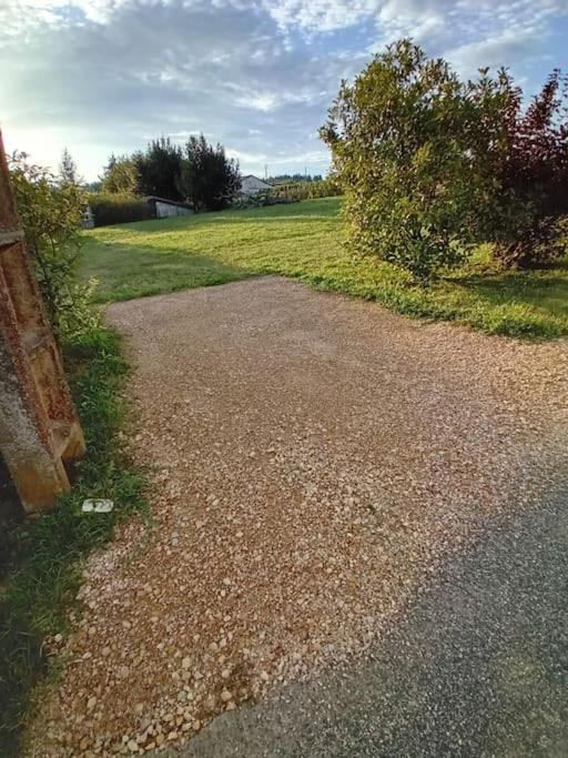 Petite Maison En Pierre Au Calme Avec Exterieur Montbellet Esterno foto